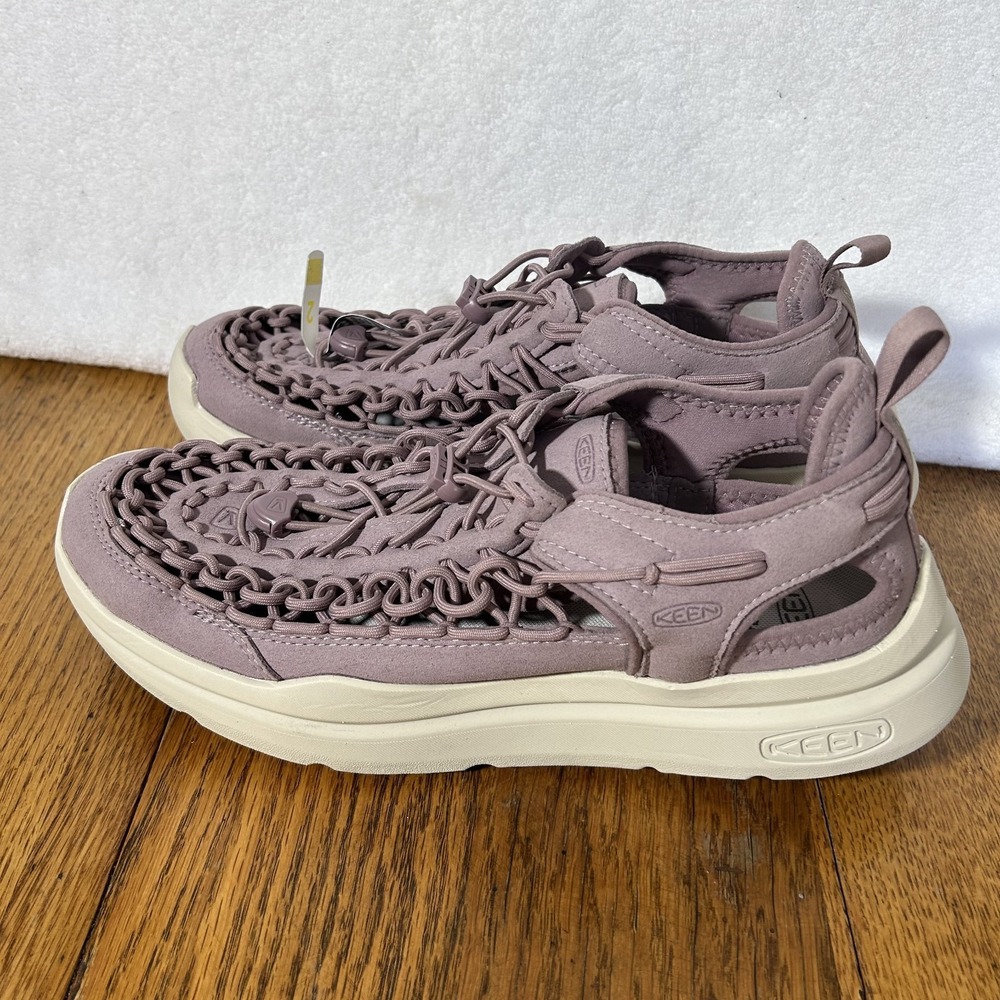 Keen Womens Size 11 Uneek WK Birch/Toadstool Athletic Sandals Shoes